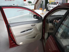 2011款 锋畅版 1.5L 手动 尊贵型