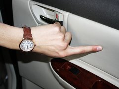 2011款 新白金版 1.5L 手动 豪华型