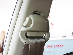 2011款 新白金版 1.5L 手动 豪华型