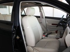 2011款 新白金版 1.5L 手动 豪华型