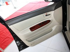 2011款 新白金版 1.5L 手动 豪华型