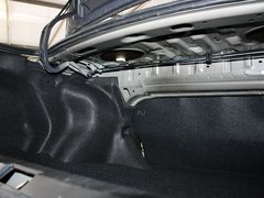 2011款 新白金版 1.5L 手动 豪华型