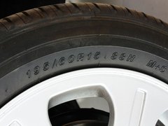 2011款 新白金版 1.5L 手动 豪华型
