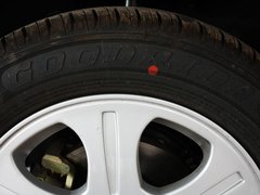 2011款 新白金版 1.5L 手动 豪华型