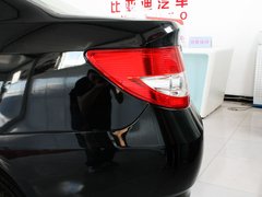 2011款 新白金版 1.5L 手动 豪华型