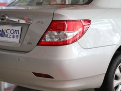 2011款 新白金版 1.5L 手动 豪华型