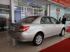 2011款 新白金版 1.5L 手动 豪华型