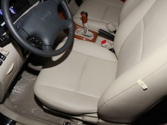 2011款 新白金版 1.5L 手动 豪华型