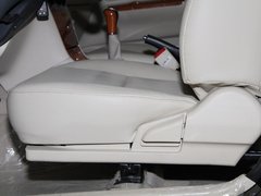2011款 新白金版 1.5L 手动 豪华型