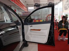 2011款 新白金版 1.5L 手动 豪华型