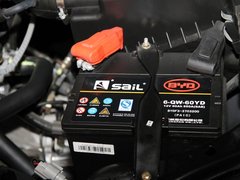 2011款 新白金版 1.5L 手动 豪华型