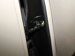 2011款 新白金版 1.5L 手动 豪华型