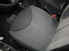 2011款 1.0L 手动 铉酷型