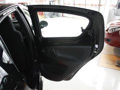 2011款 1.0L 手动 铉酷型