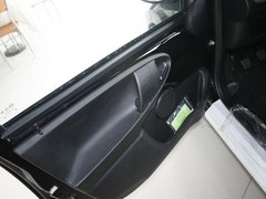 2011款 1.0L 手动 铉酷型