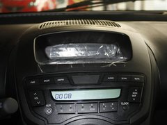 2011款 1.0L 手动 铉酷型
