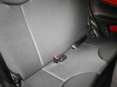 2011款 1.0L 手动 悦酷型