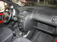 2011款 1.0L 手动 悦酷型