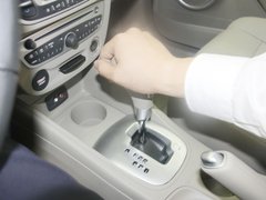 2011款 2.0 CVT 时尚版