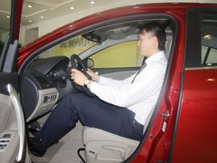 2011款 2.0 CVT 时尚版