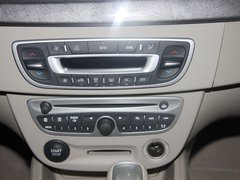 2011款 2.0 CVT 时尚版