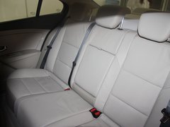 2011款 2.0 CVT 时尚版