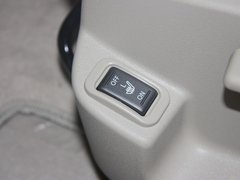 2011款 2.0 CVT 时尚版