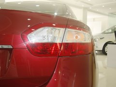 2011款 2.0 CVT 时尚版