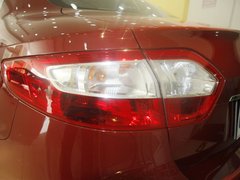 2011款 2.0 CVT 时尚版