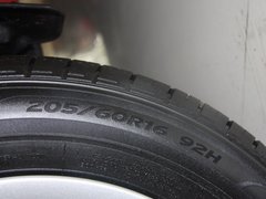 2011款 2.0 CVT 时尚版