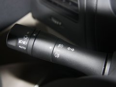 2011款 2.0 CVT 时尚版