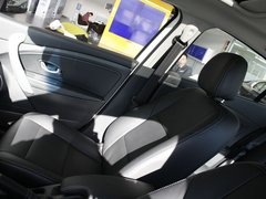2011款 2.0 CVT 时尚版