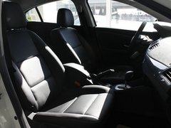 2011款 2.0 CVT 时尚版