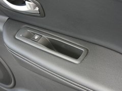 2011款 2.0 CVT 时尚版