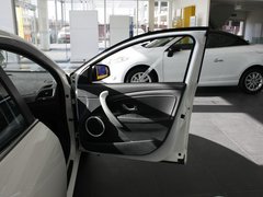2011款 2.0 CVT 时尚版