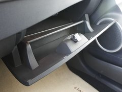 2011款 2.0 CVT 时尚版