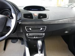 2011款 2.0 CVT 时尚版