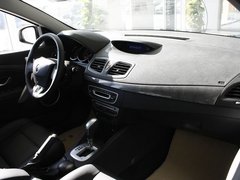 2011款 2.0 CVT 时尚版