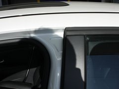 2011款 2.0 CVT 时尚版