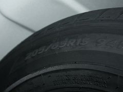 2011款 2.0 CVT 时尚版