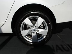 2011款 2.0 CVT 时尚版
