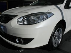 2011款 2.0 CVT 时尚版