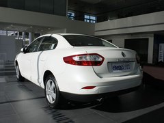 2011款 2.0 CVT 时尚版