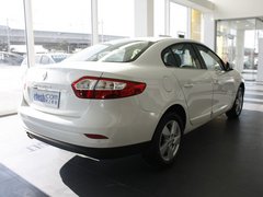 2011款 2.0 CVT 时尚版
