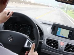 2011款 2.0 CVT 豪华导航版