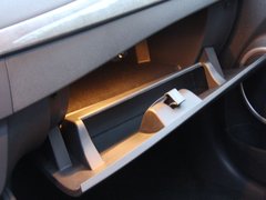 2011款 2.0 CVT 豪华导航版