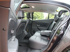 2011款 2.0 CVT 豪华导航版