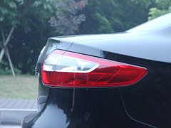 2011款 2.0 CVT 豪华导航版