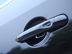 2011款 2.0 CVT 豪华导航版
