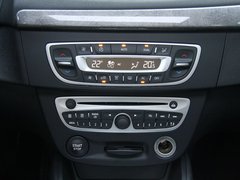 2011款 2.0 CVT 豪华导航版
